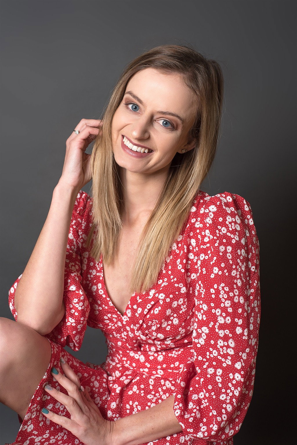 Danielle Retief as Shakira Haasbroek in Poena