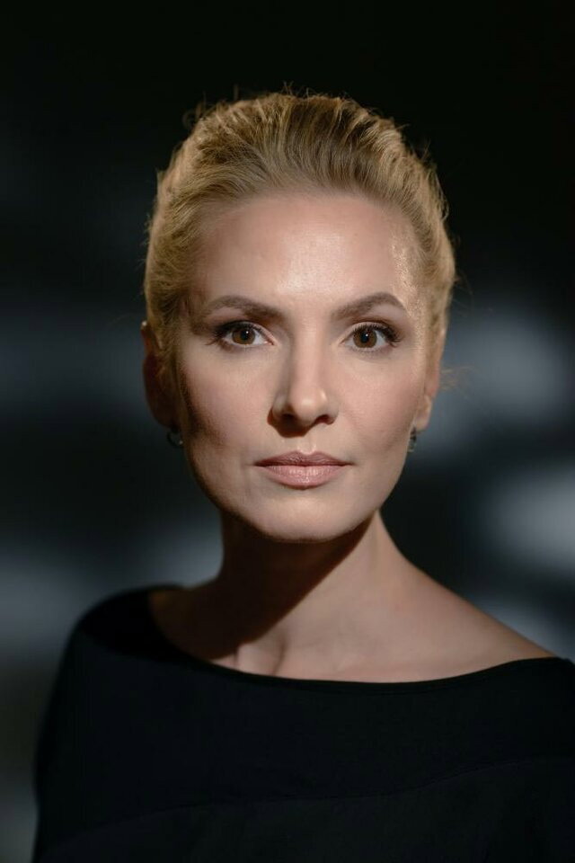 Yekaterina Yudina as Kat'ka in War-Time Romance