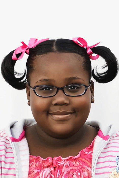 Daija Owens as Queenetta Carpenter in Best Friends Forever