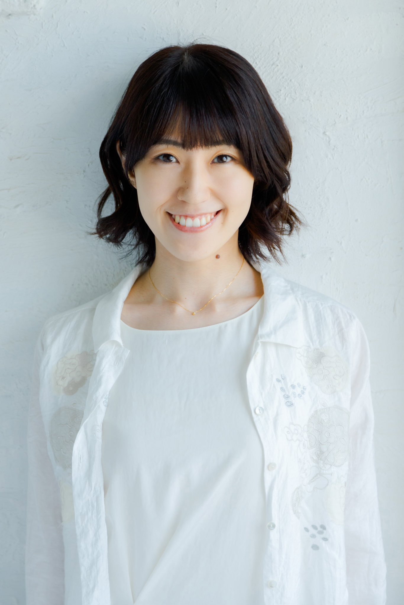 篠崎雅美 as Chika in 感謝