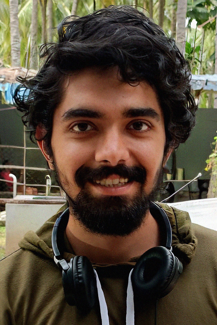 Ashik Merlin as Anbarasu in 1982 Anbarasin Kaadhal