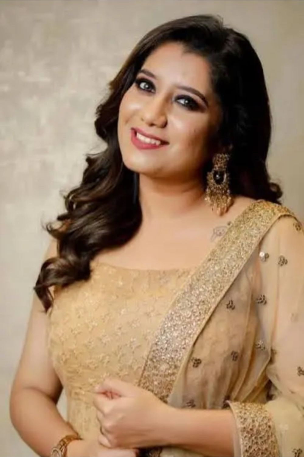 Priyanka Deshpande as Self - Host in Super Singer Junior