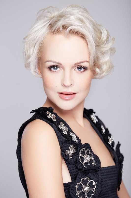 Olga Lukyanenko as Margo in Різниця у віці