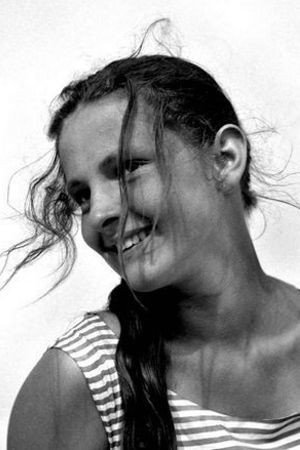 Ewa Skarżanka as Hanka in Hunting Flies