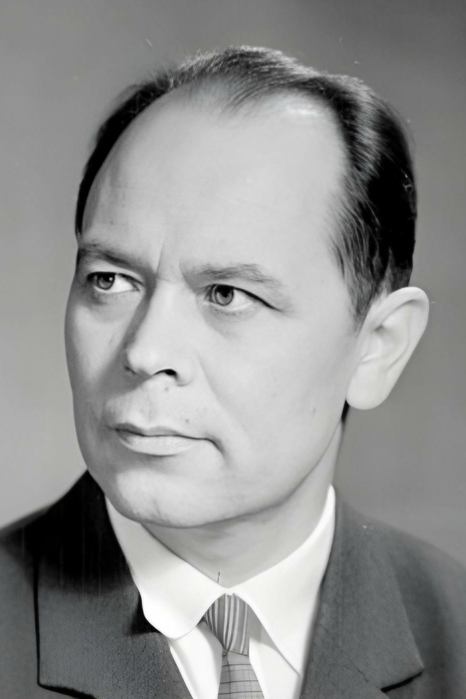 Андрей Петров as Ilya Sorokin - soldat in Soldiers Were Walking