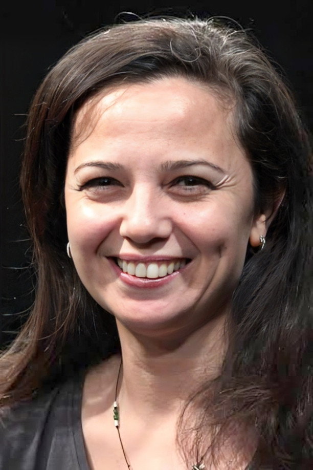 Damla Özen as Vildan Vardarlı in Büyük Yalan