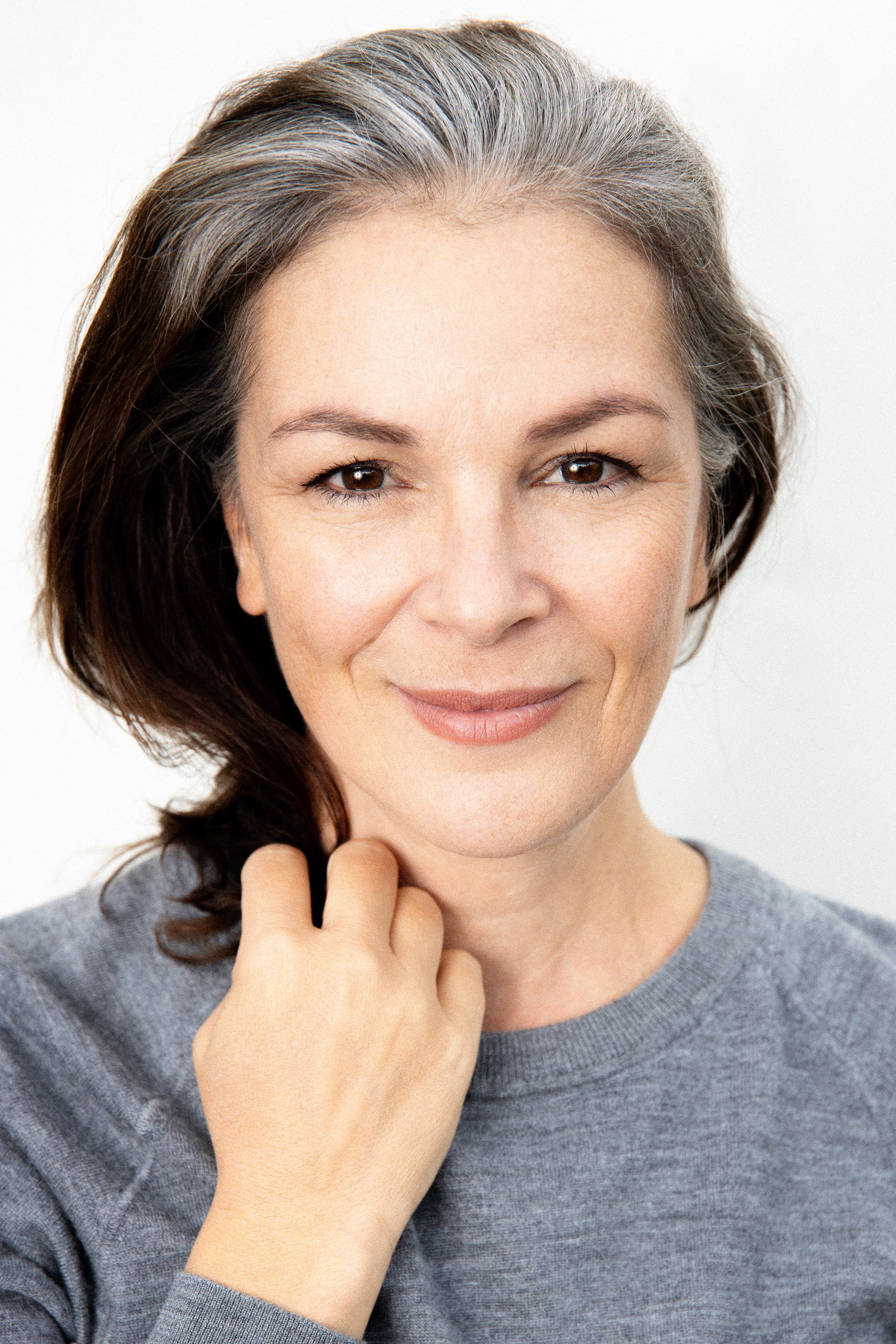 Sonia Vigneault as Hélèna Beauchamp in Providence