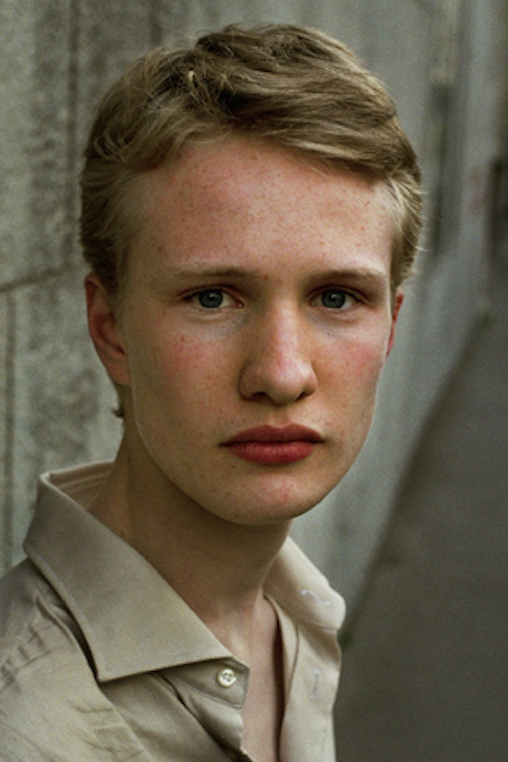 Victor Polster as Lara in Girl