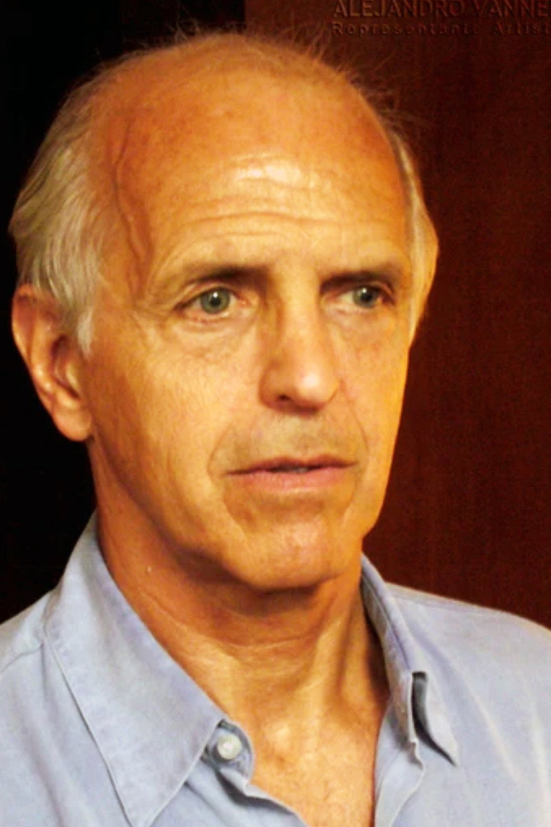 Jorge Sabaté as Mulford Harrison in Night Runner