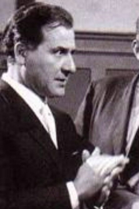 Mario Colli as Mr. Clyde in Il dottor Antonio