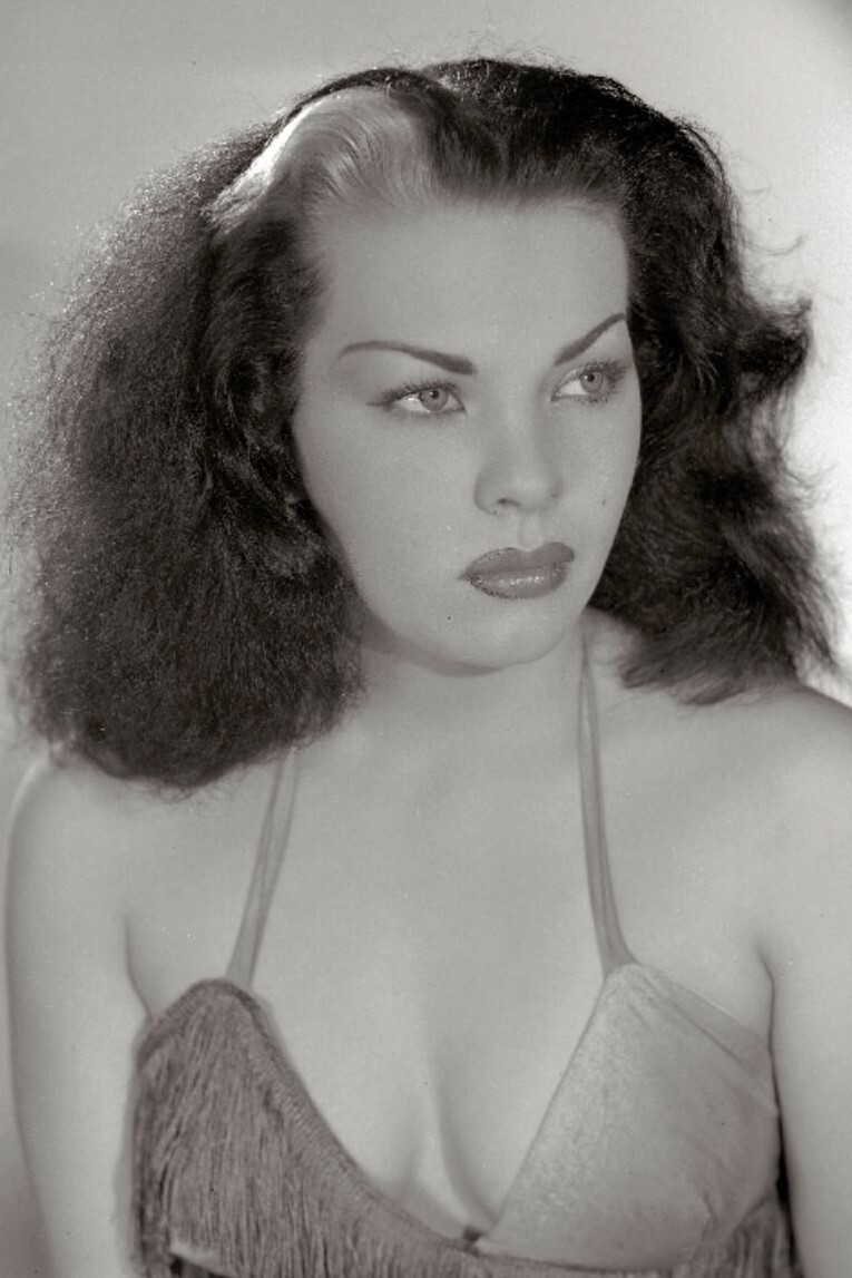 Yolanda Montes 'Tongolele' as Tongolele in The Panther Women