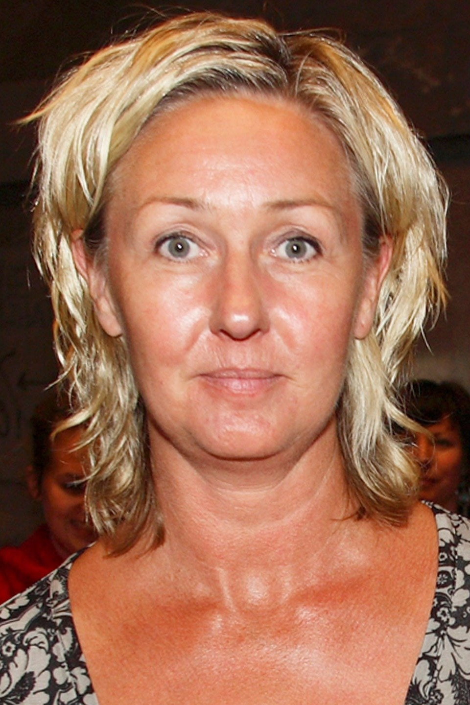 Lena B. Nilsson as Ulla Fagerlind in Second Avenue