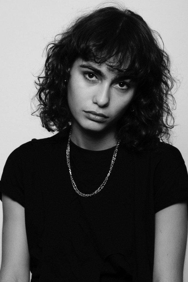 Raïka Hazanavicius as Lea in The 7 Lives of Lea