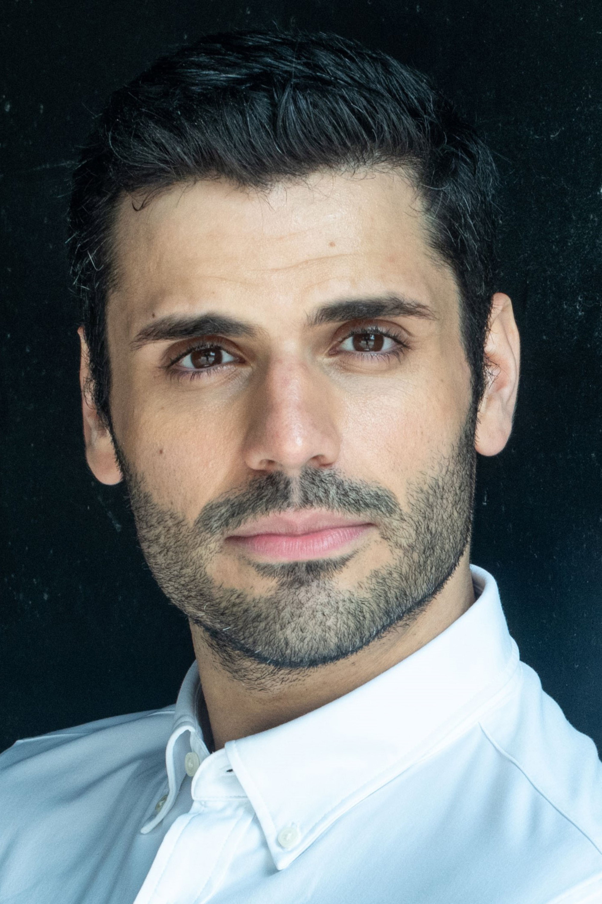 Kiril Mitev as Rory in The Wedding Rule