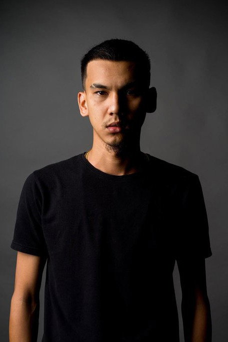 MK K-Clique as Rumi in Rumi Di Sebalik Jendela