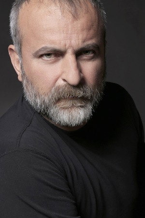 Murat Aydın as Hasan in En Uzun Gece