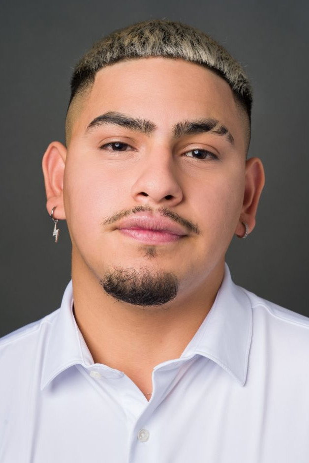 Raul Alejandro Valencia Lemus as Jojo in Ça prend pas la tchas à Papineau