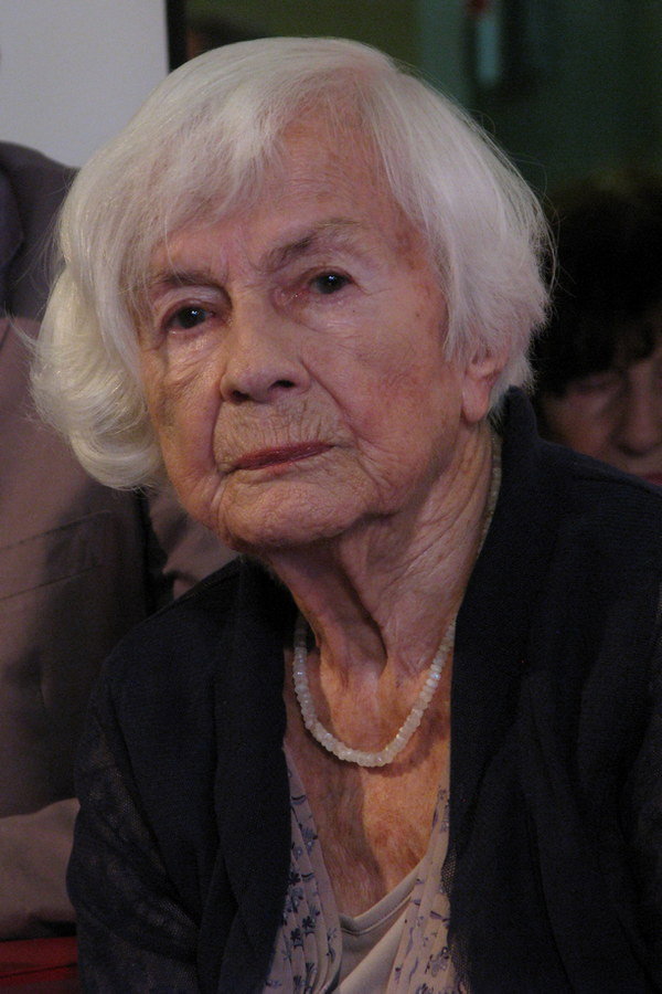 Danuta Szaflarska as Countess Krystyna in The Warsaw Debut