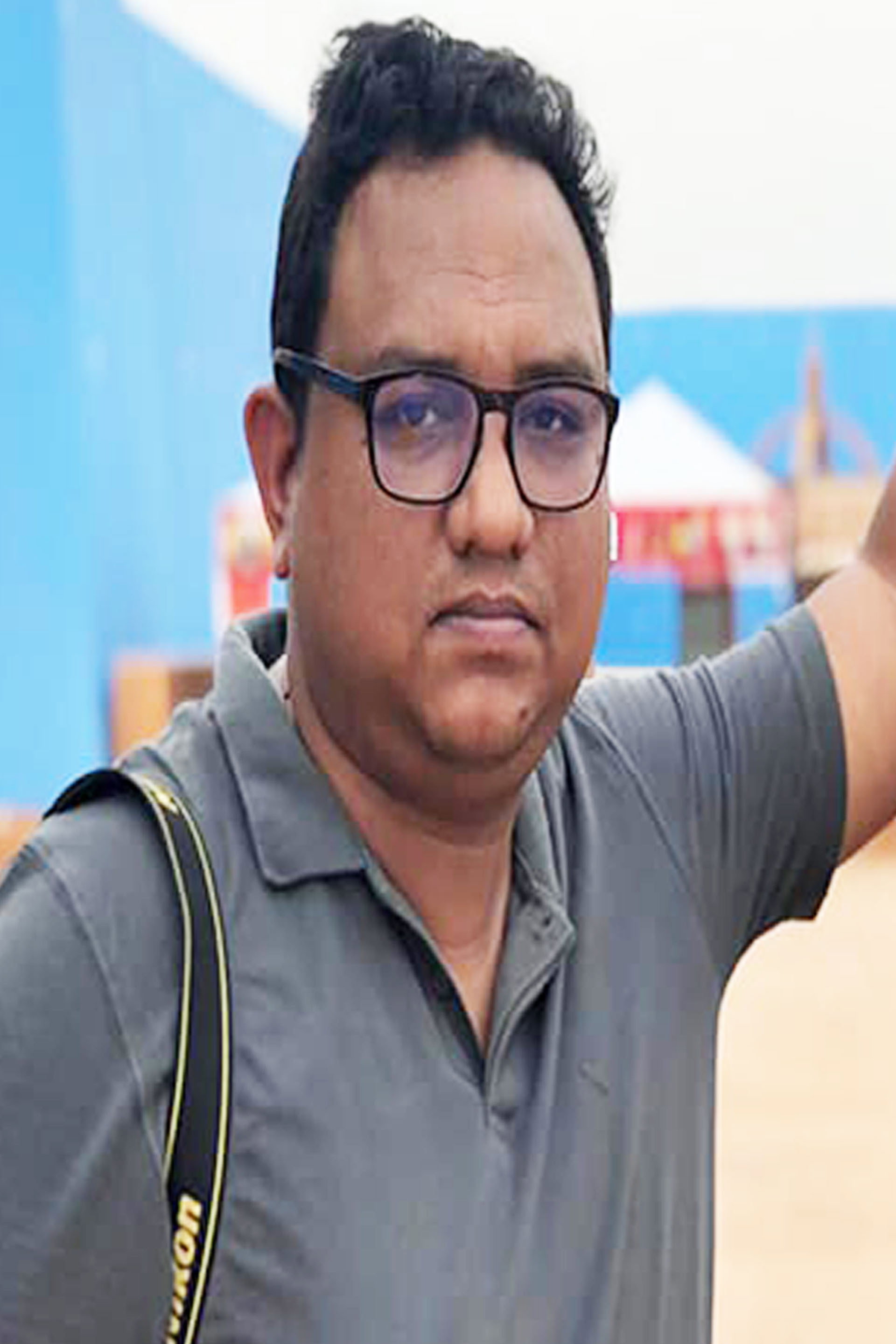 Shiblee Noman as Habibul Bashar (the journalist) in Shaaticup