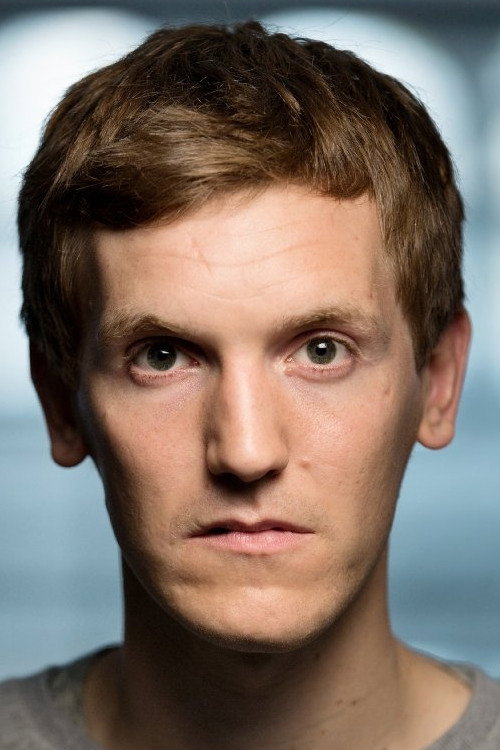 Elliott Crosset Hove as Peder in Before the Frost