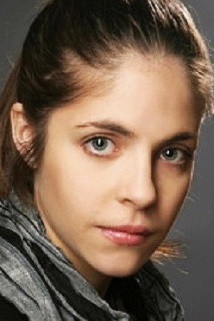 Анна Нахапетова as Anya in Border Blues