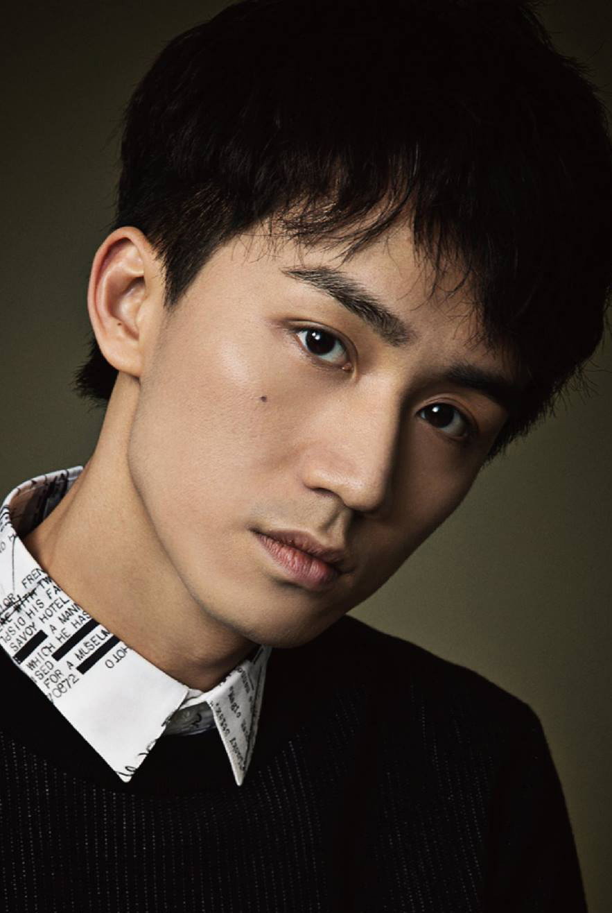 吳肇軒 as Hin in Mad World