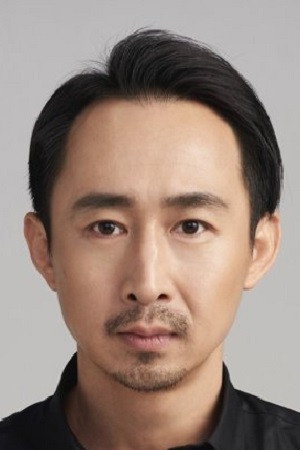 Sun Di as Zhang Zhe in Till the End of the World