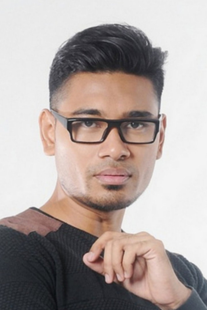 Fikhree Bakar as Amar in Dia Imamku