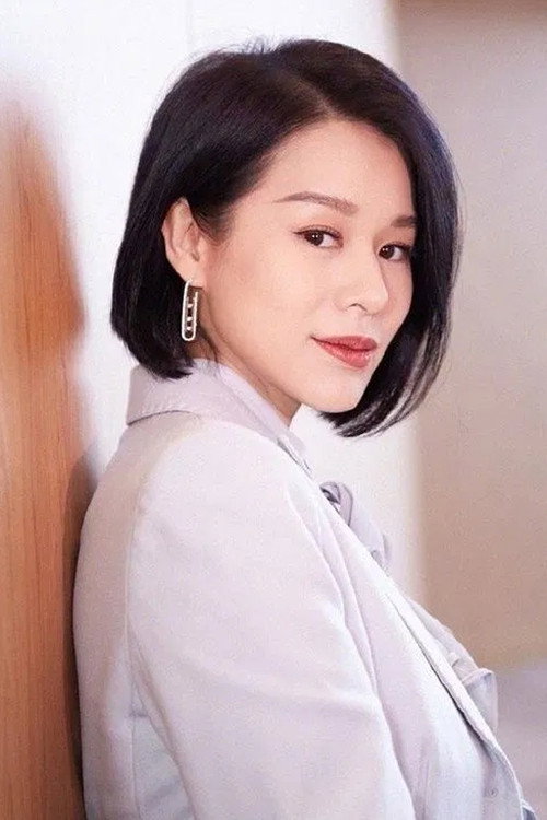 胡杏兒 as 姜羌/慕容咲 in The Rippling Blossom