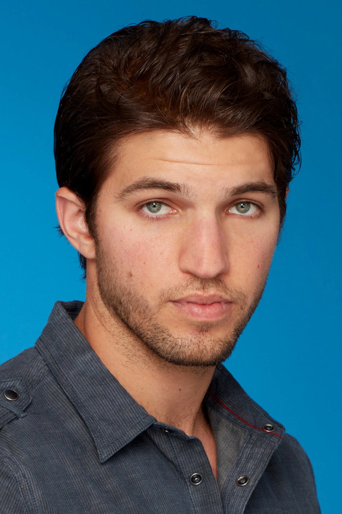 Bryan Craig as Javi Mendoza in Grand Hotel