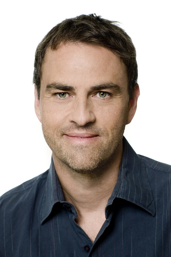 Laurent Lucas as Vincent in Dans ma peau