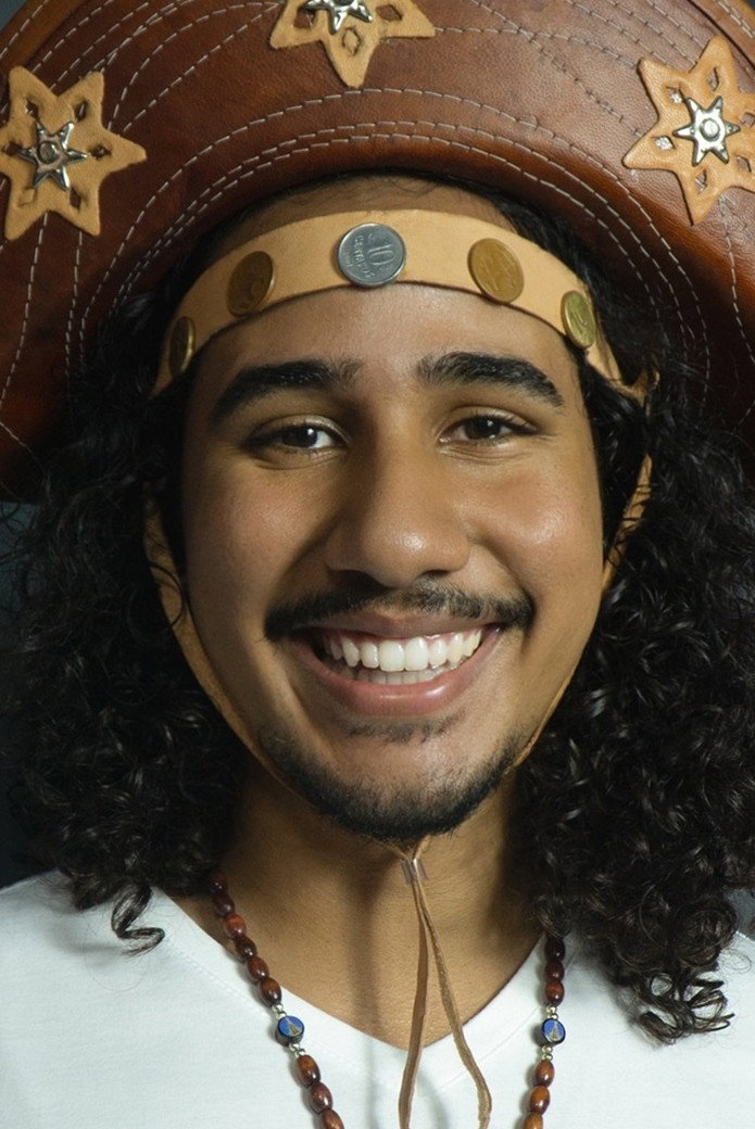Mateus Honori as João Lucas in The Clown's Daughter