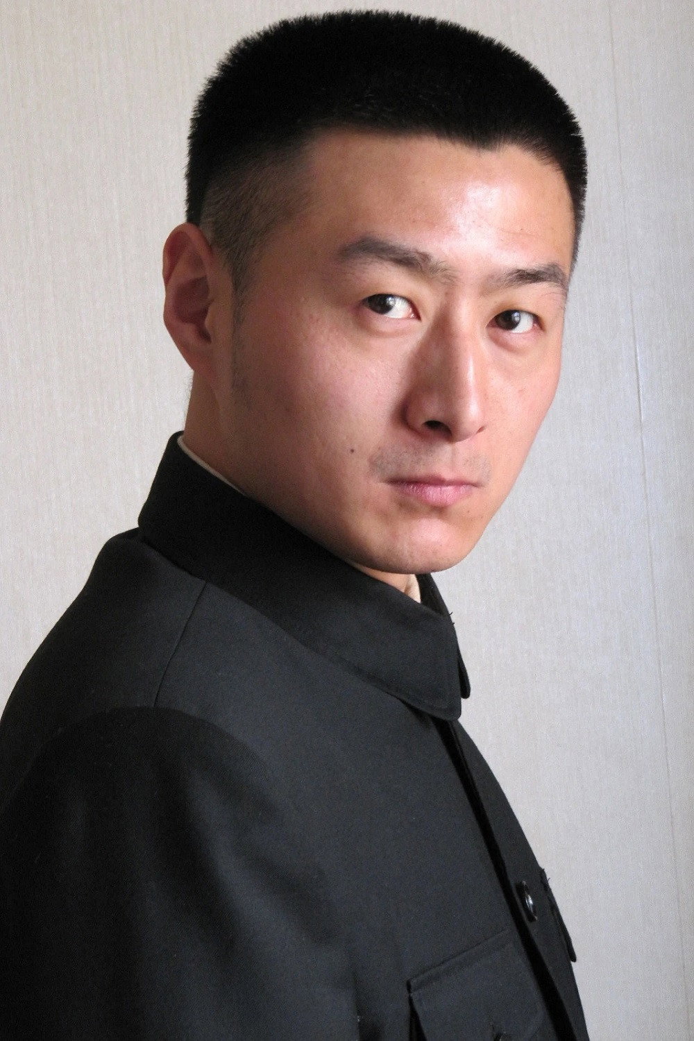 Yibin Hou as Xu Songnian in 刘伯承市长
