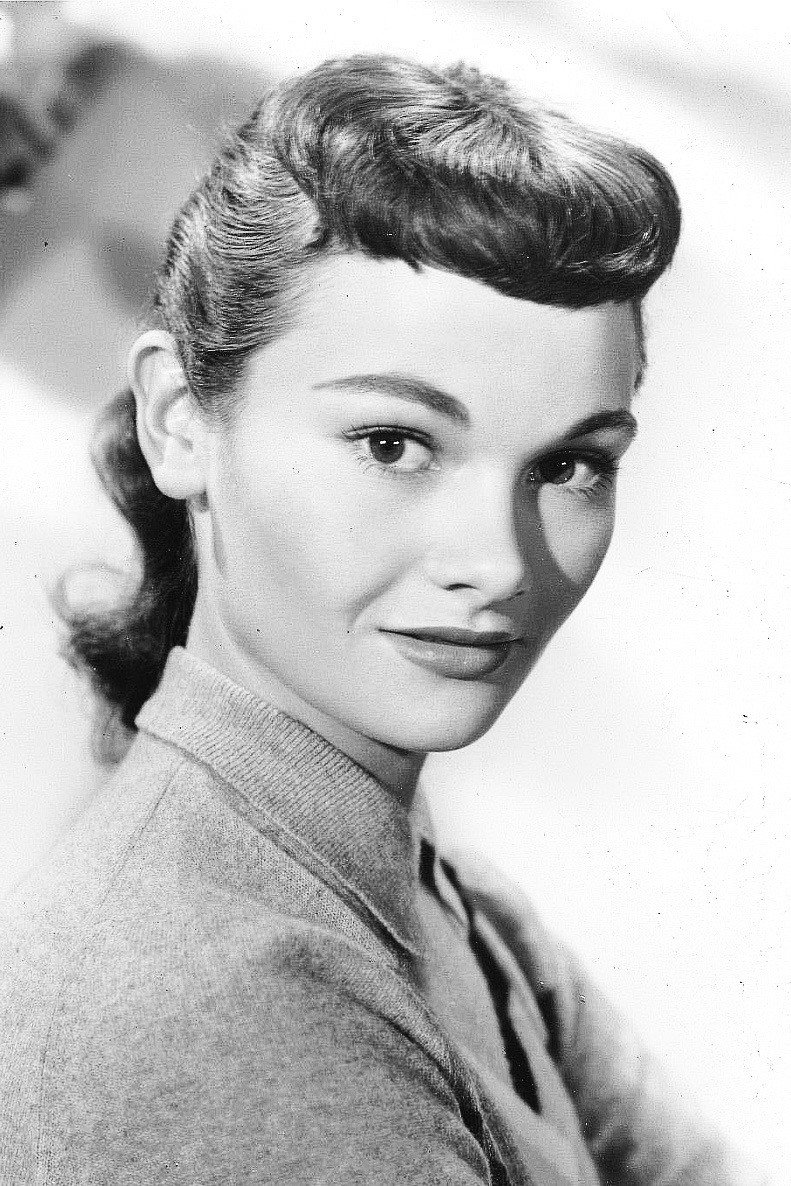 Gloria Talbott as Susan Winter in AIKa