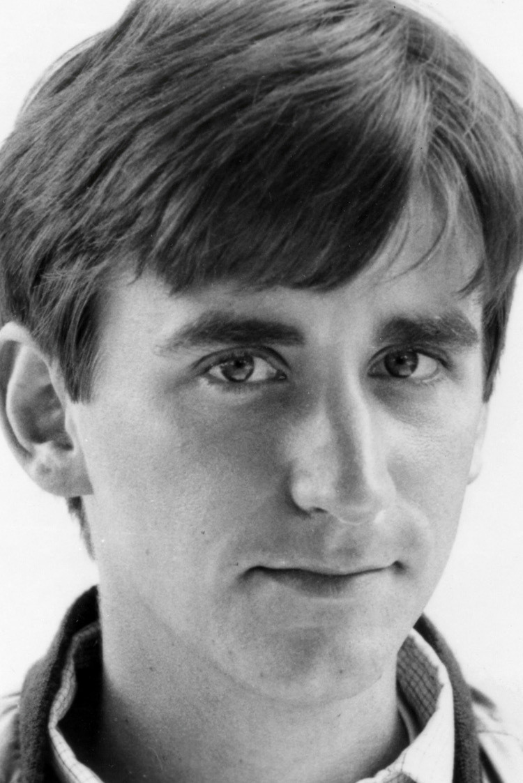 Mark Herrier as Bradshaw in Real Men
