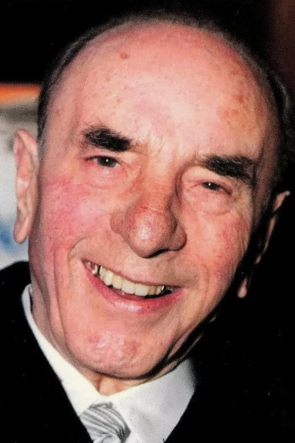 Michl Lang as Farmer Moser in Kleiner Mann - ganz groß