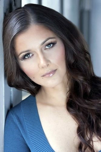 Nana Gouvea as Dr. Luiza Moreira in Black Wake