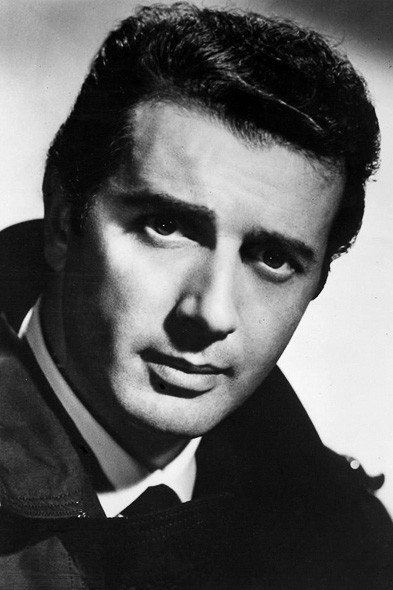 Franco Corelli as Mario Cavaradossi in Tosca