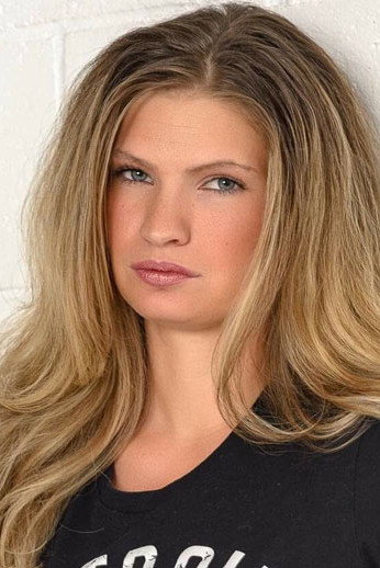 Kaiti Wallen as Cassidy in The Devil's Left Hand