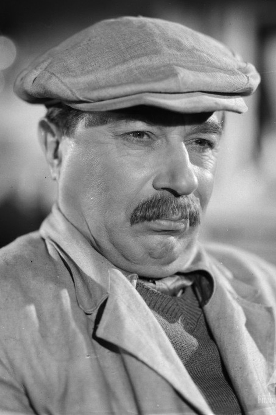 Kazimierz Dejunowicz as Doctor in Loneliness of the Couple
