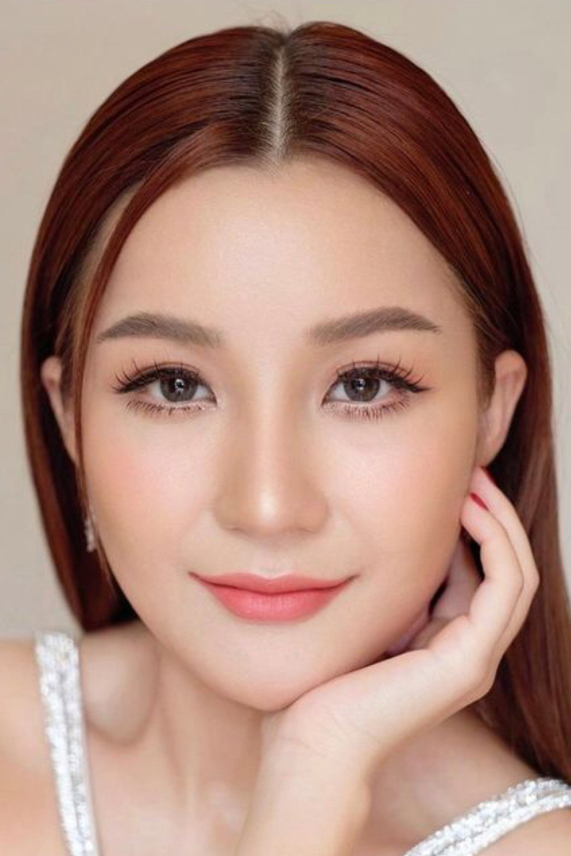 บุษราคัม วงษ์คำเหลา as Vae in Hello Yasothorn 3