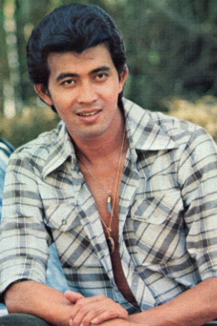 Uten Boonyong as Chiap Chaiphum in Three