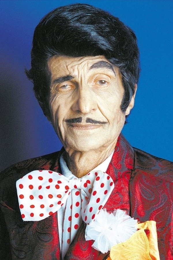 Jorge Loredo as Monótonus in Linguinha x Mr. Yes