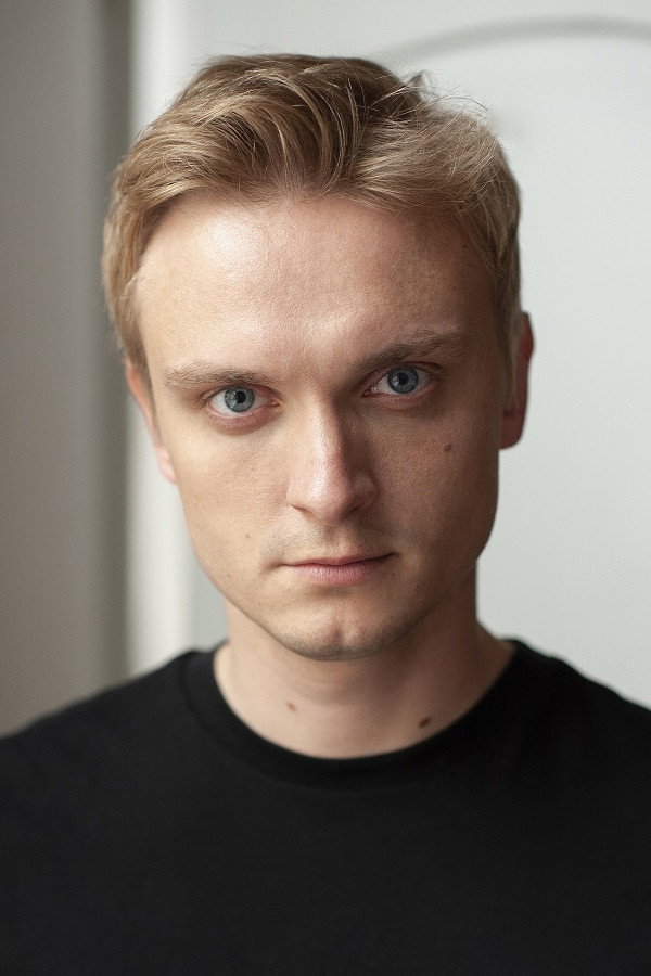 Иван Соловьёв as Max in Tourist