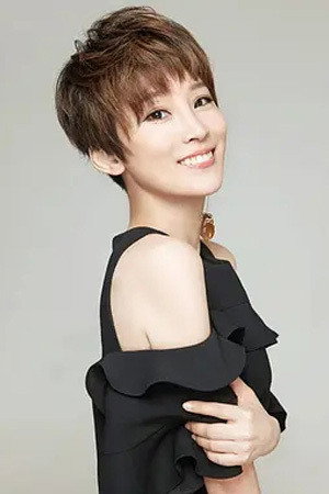 Xie Nan as Lili in Lost in Thailand