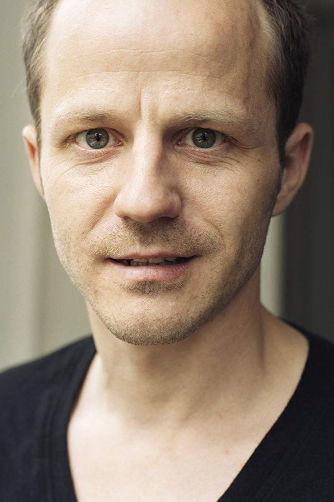 Rolf Peter Kahl as Romeo in Silvester Countdown