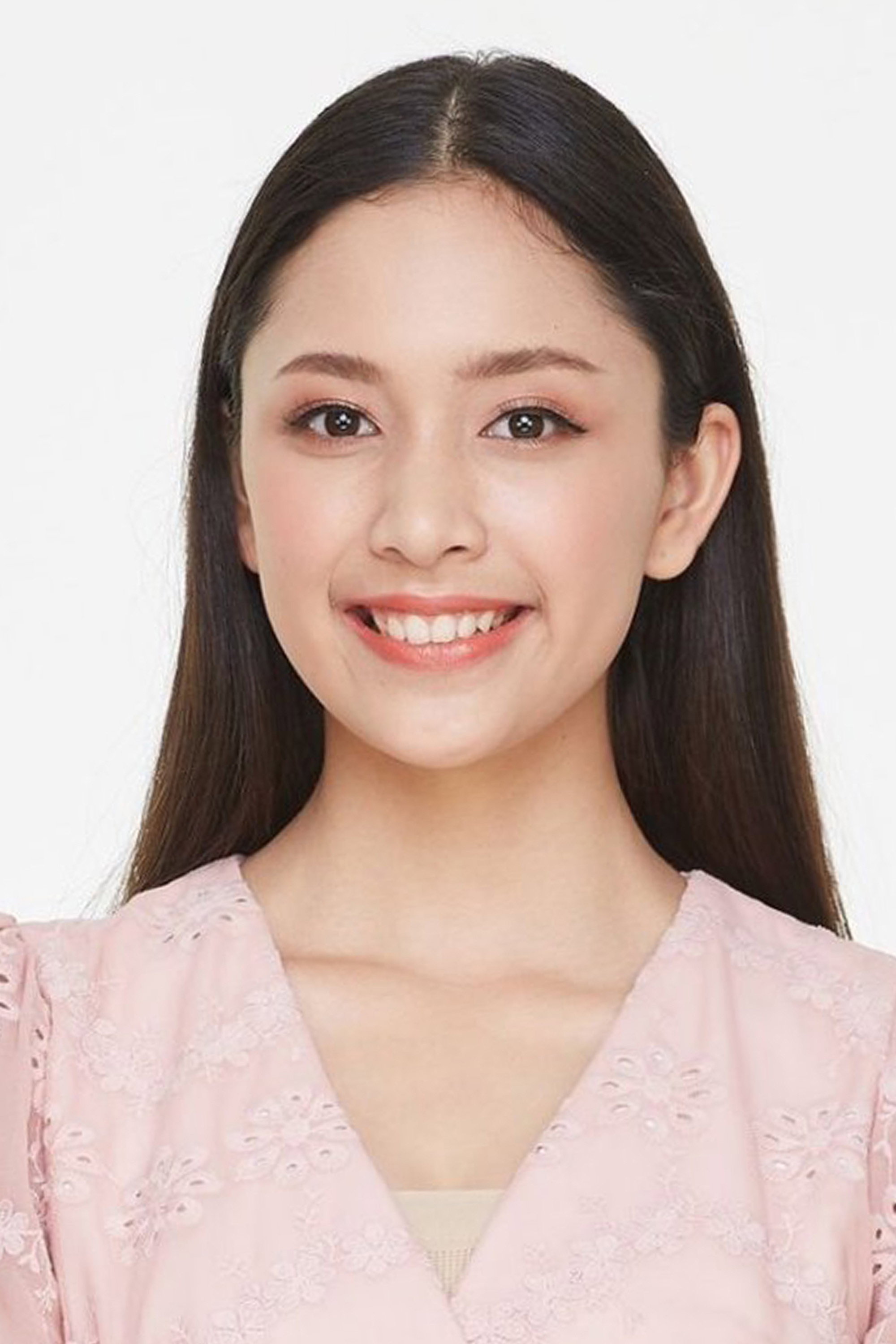 ชรินพร เงินเจริญ as Khaemhom in Pom Pang Ban
