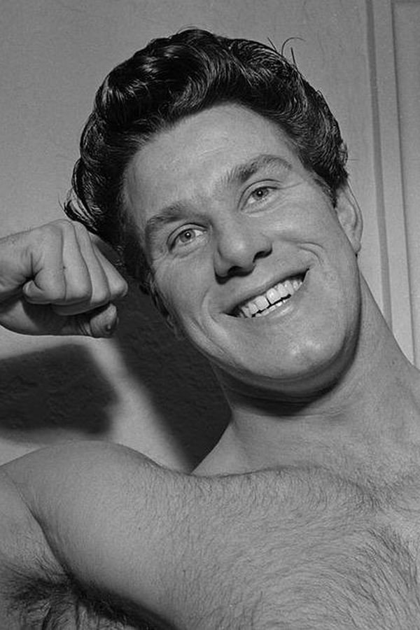 Reg Park as Hercules (Ercole) in Hercules in the Haunted World