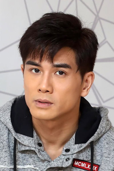 伍允龍 as Ho Tit Nam in Fist Fight