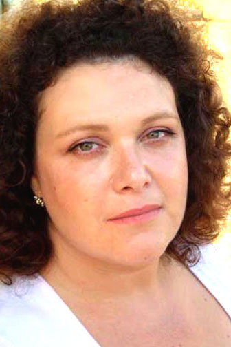 Anne-Marie Pisani as Femme cantine in Petit